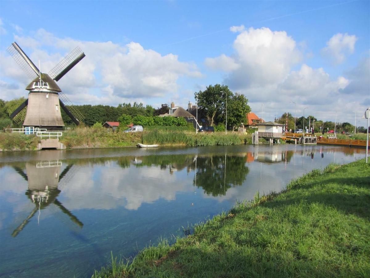 Holiday Home Canal View อัลค์มาร์ ภายนอก รูปภาพ