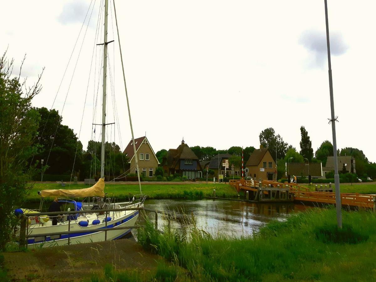 Holiday Home Canal View อัลค์มาร์ ภายนอก รูปภาพ