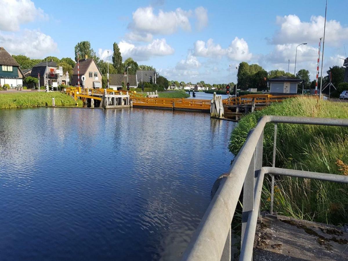 Holiday Home Canal View อัลค์มาร์ ภายนอก รูปภาพ