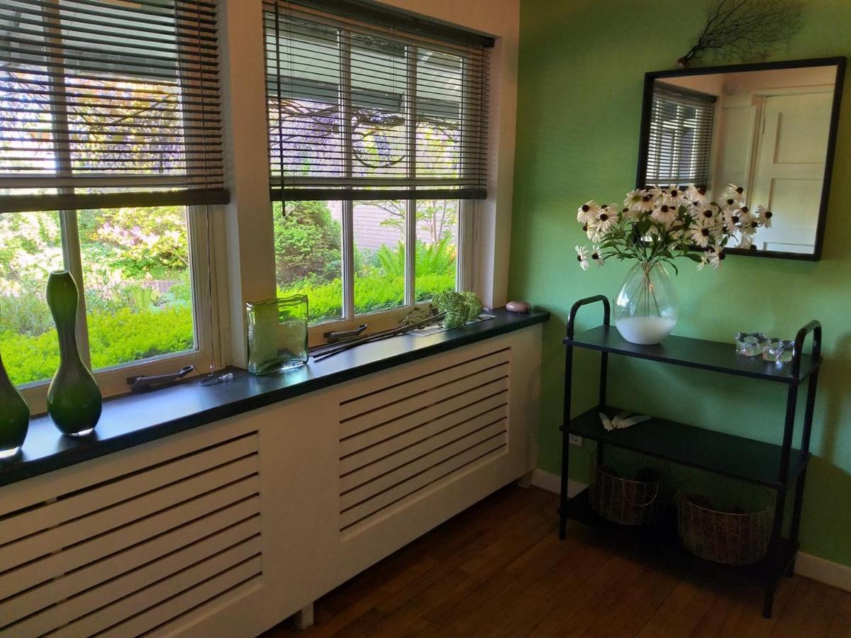 Holiday Home Canal View อัลค์มาร์ ภายนอก รูปภาพ